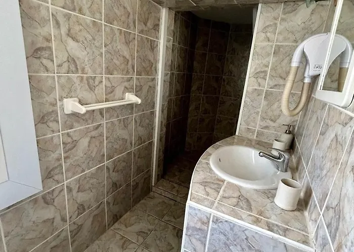 Chalet Grand Pour 6 à 8, Wifi *
